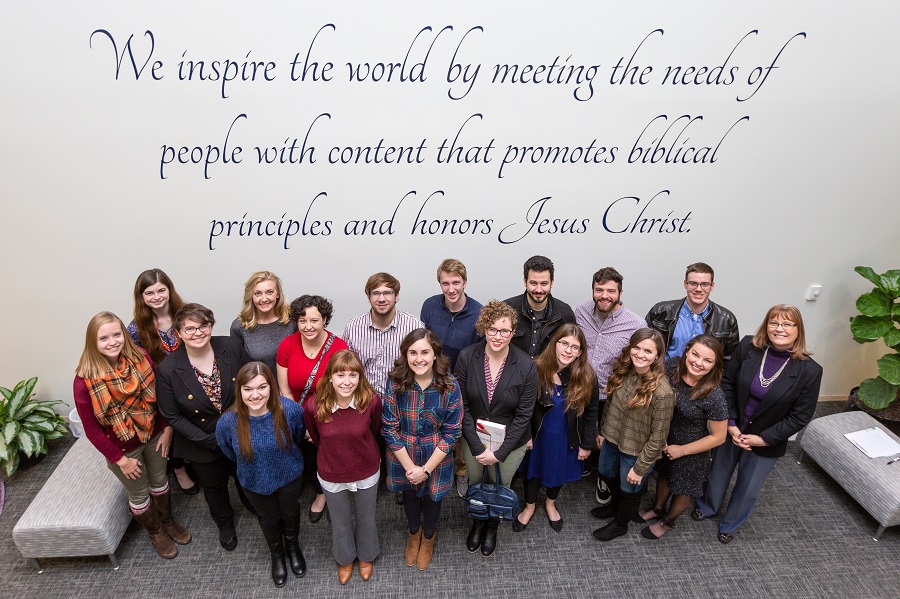 Professional Writing Majors Visit Zondervan and Our Daily Bread Thumbnail